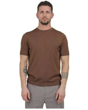Irish Crone T-Shirts - Brown