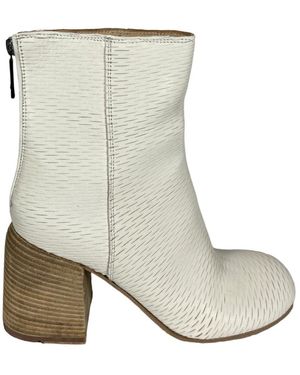 LEMARGO Heeled Boots - Gris