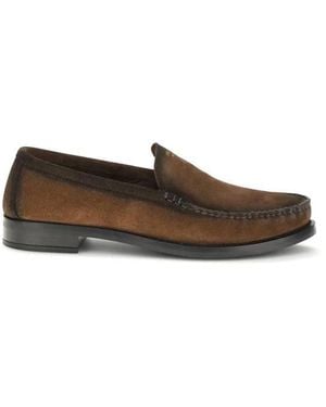 Prada Loafers - Marrón