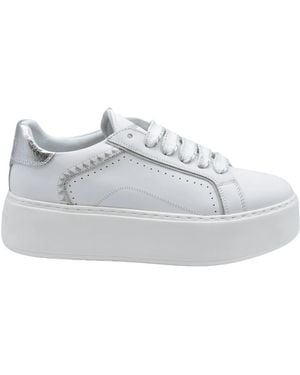 Janet & Janet Trainers - White