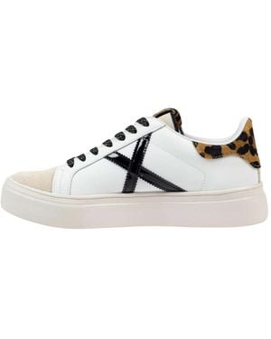 Munich Klassieke Rete Sneakers Met Moderne Twist - Wit