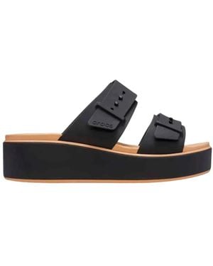 Crocs™ Brooklyn Buckle Matte Wrap Low Wedge - Schwarz
