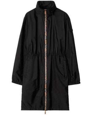 Burberry Schwarzer Reißverschlussmantel Mit Ritter