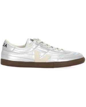 Veja Trainers - White