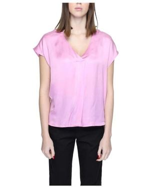 Rinascimento Blouses - Rosa