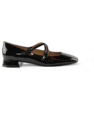 Bibi Lou Court Shoes - Black