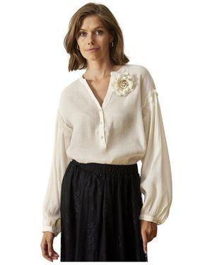 iN FRONT Blouses - White