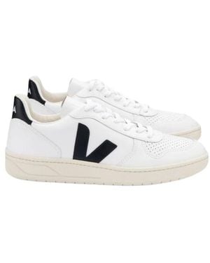 Veja Trainers - White