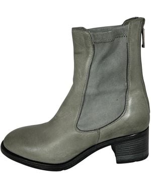 LEMARGO Heeled Boots - Gris