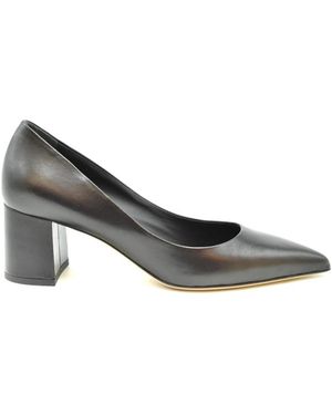 Ninalilou Court Shoes - Grey
