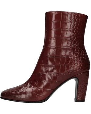 Strategia Heeled Boots - Brown