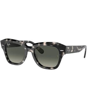 Ray-Ban Sunglasses - Black