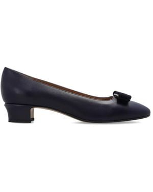 Ferragamo Vara 2.0 Pumps - Blau
