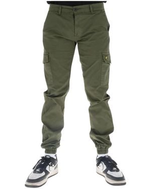 Lyle & Scott Slim-Fit Pants - Green