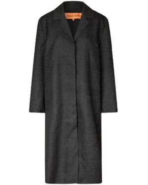 Stine Goya Verfijnde Single Breast Jas - Zwart