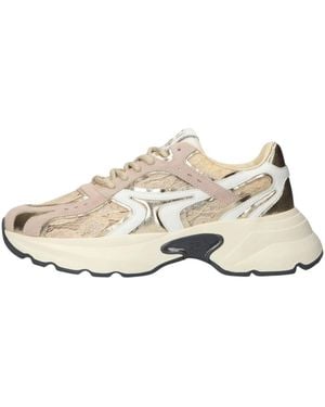 GIO+ Trainers - White
