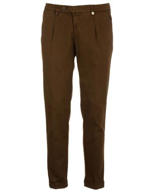 Myths Chinos - Brown
