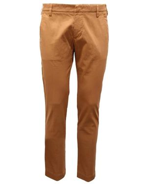 Entre Amis Slim-Fit Trousers - Marrón