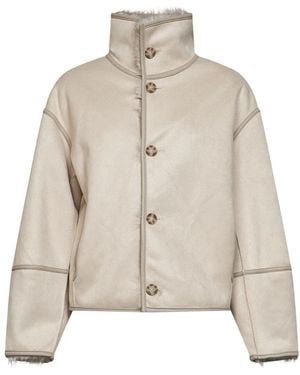 Urbancode Faux Fur & Shearling Jackets - Neutro
