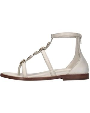 Emanuélle Vee Flat Sandals - White