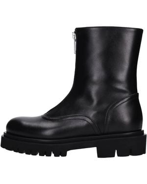 Anna F. Ankle Boots - Black