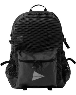 and wander Backpacks - Noir