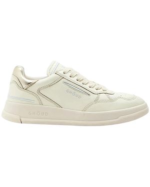 GHŌUD Rode Klei Tennis Sneaker - Wit