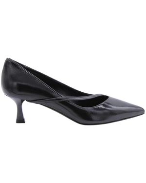 Gianmarco F. Court Shoes - Black
