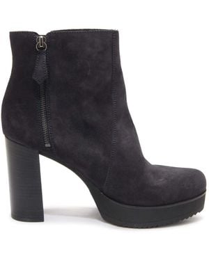 Unisa Heeled Boots - Black