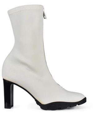 McQueen Error: 504 - Blanco