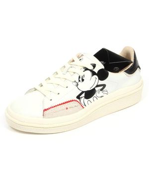 MOA Trainers - Metallic