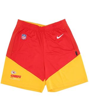 Nike Sportswear - Rojo