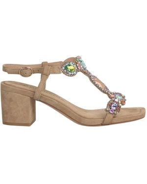 Alma En Pena. High Heel Sandals - Metallic