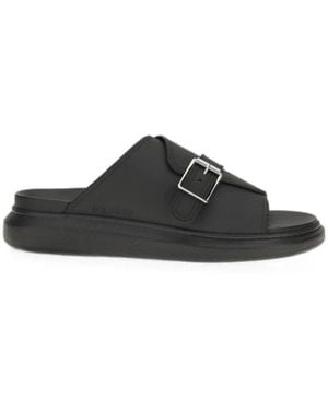 McQueen Sliders - Black