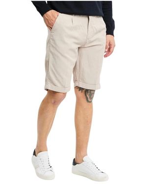 Myths Casual Shorts - Natural