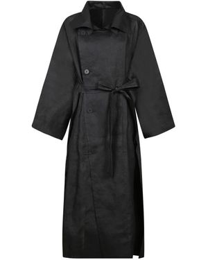 Issey Miyake Trench Coats - Negro