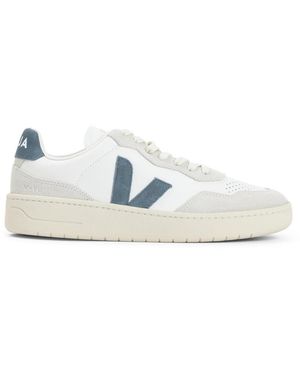 Veja Trainers - White