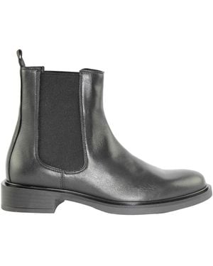 Marco Ferretti Chelsea Boots - Grey