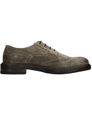 Hundred 100 Laced Shoes - Bruin
