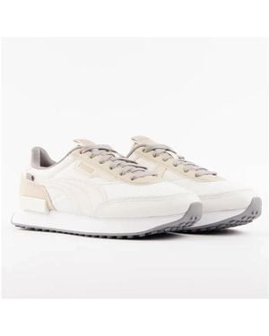 PUMA Pastell Retro Sneakers Für Frauen - Weiß