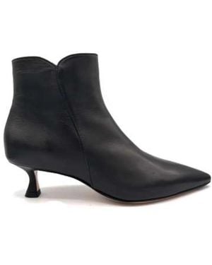 Mara Bini Heeled Boots - Black
