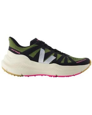 Veja Trainers - Black