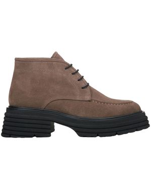 ESTRO Lace-Up Boots - Brown