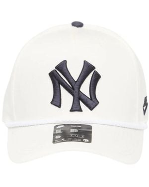 Nike Outdoor Gloves & Hats - Bianco