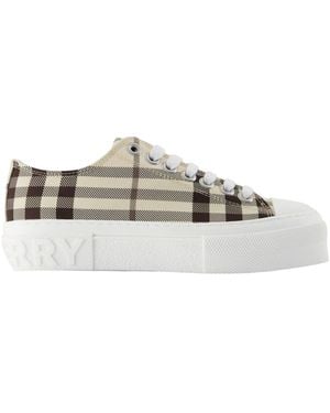 Burberry Trainers - Grey