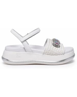 GIO+ Flat Sandals - White