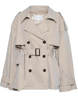 Gestuz Zand Korte Trenchcoat Met Brede Riem - Naturel
