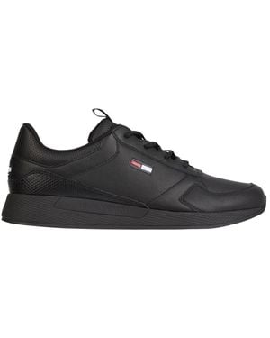 Tommy Hilfiger Trainers - Black
