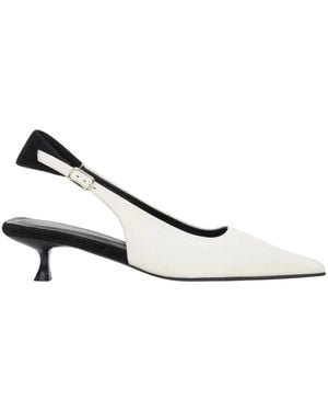 ESTRO Court Shoes - White