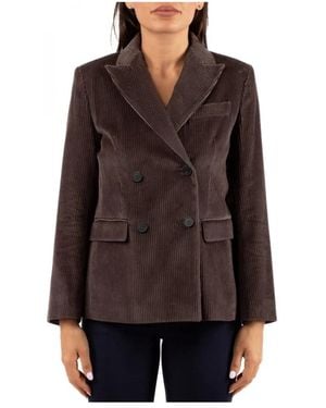 Weekend Blazers - Bruin